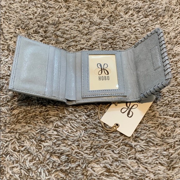 💙 HOBO Foray Wallet - Picture 4 of 9